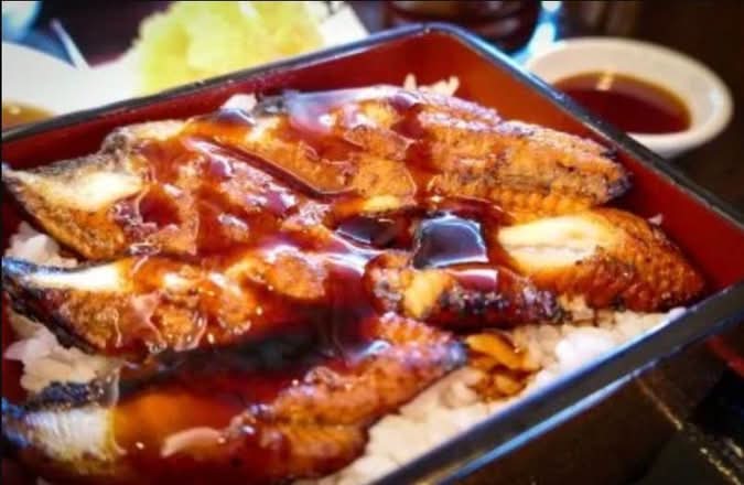 Ss4 Eel bowl 鳗鱼盖饭